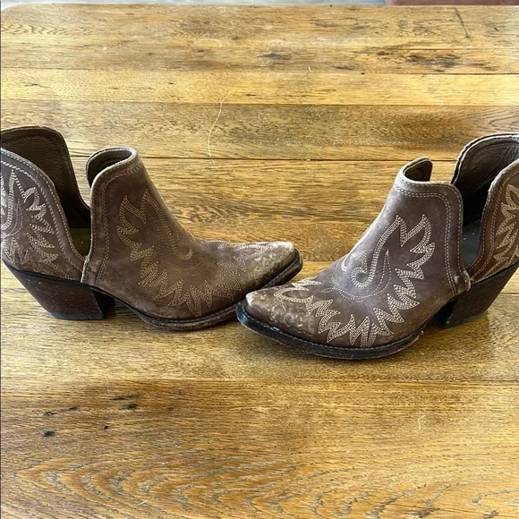 ARIAT Dixon Bootie size 8.5 - Picture 4 of 15